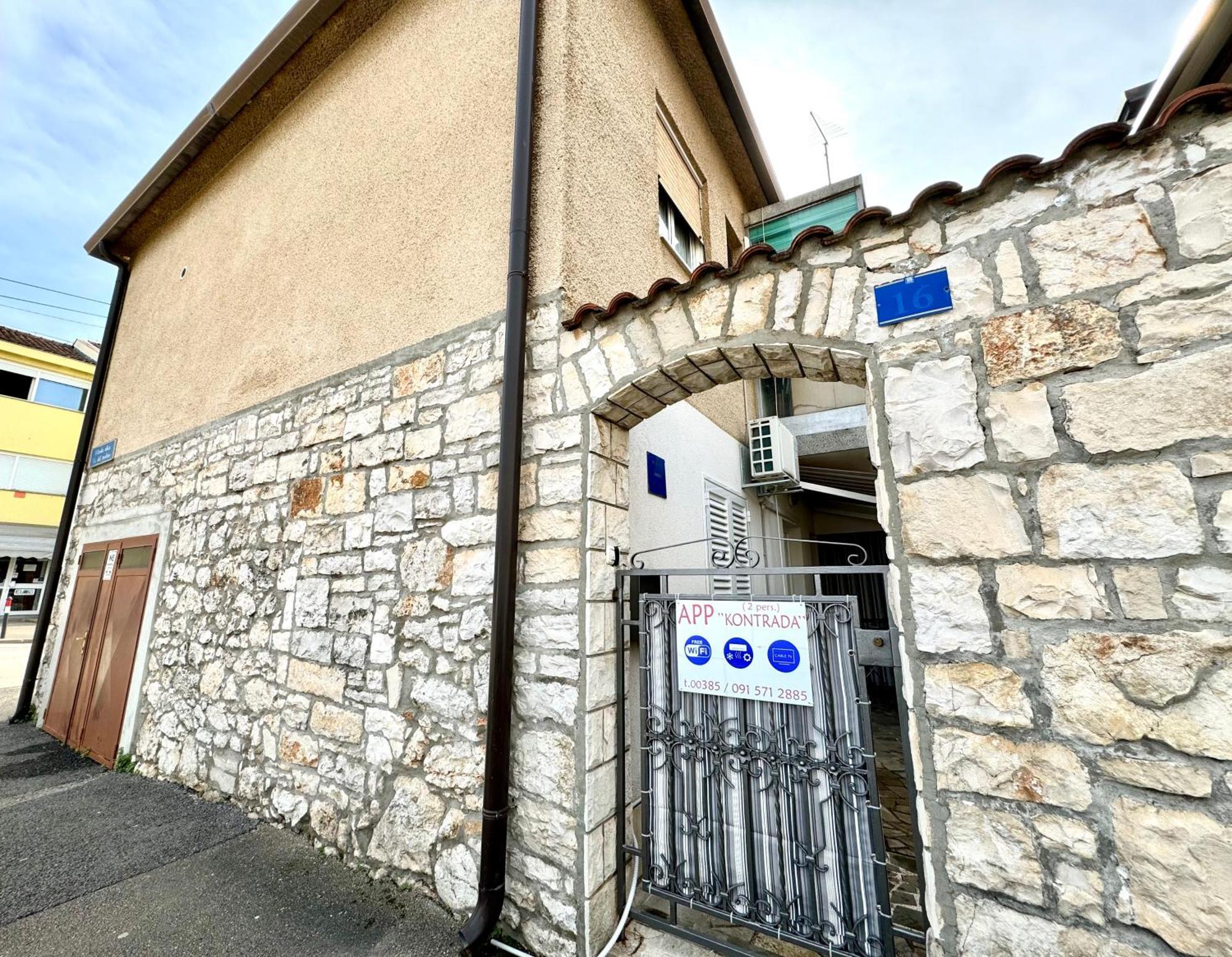 Apartment Kontrada Umag Exterior photo